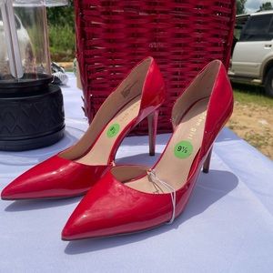 Madden Girl Red Patent Leather Open Shank Ladies Pumps Size 9.5M NWT